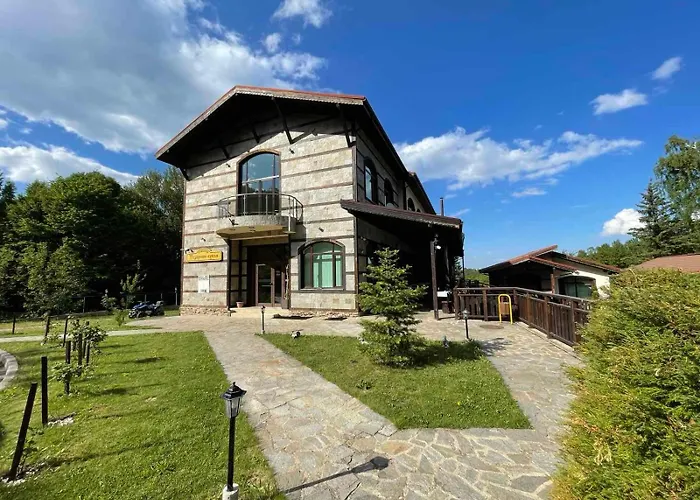 Хотел тодорини кукли