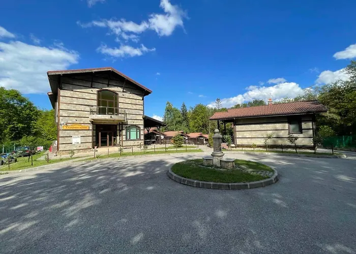 Хотел тодорини кукли *