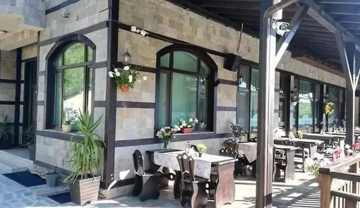 тодорини кукли *