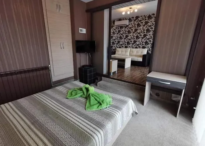 Хотел тодорини кукли *